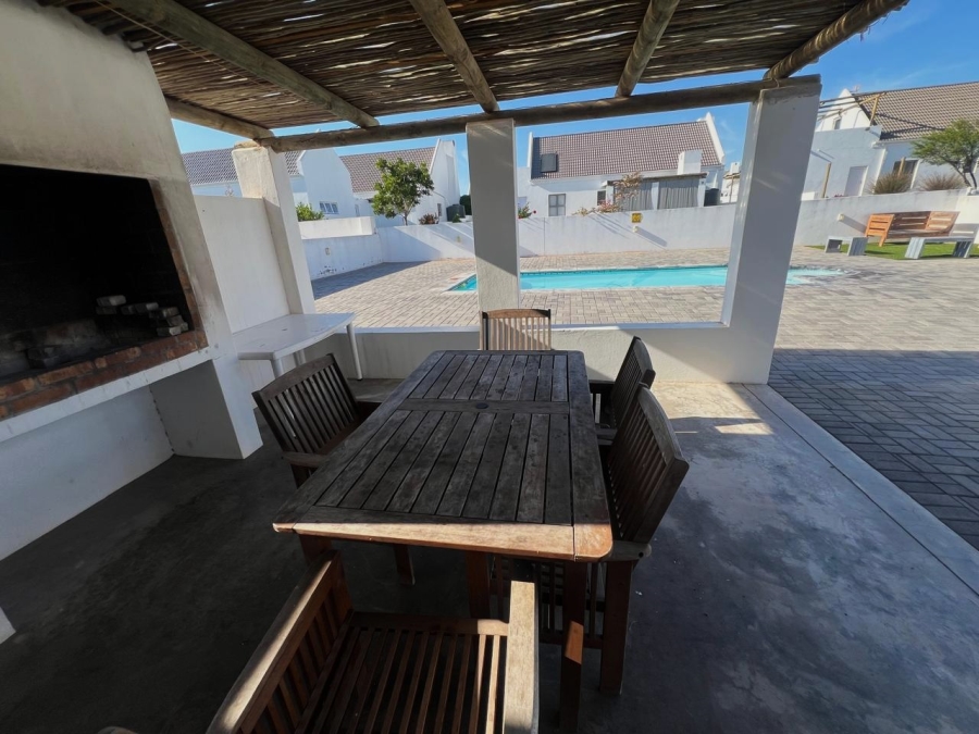 4 Bedroom Property for Sale in Golden Mile Western Cape